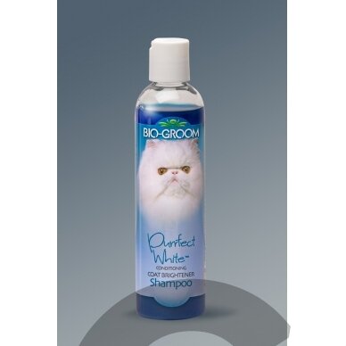 Bio-Groom Purrfect White - šviesinantis šampūnas katėms su baltu ir šviesiu kailiu