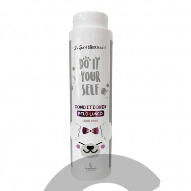 "Iv San Bernard Do It Yourself Long Coat Conditioner", 300 ml - minkštinantis kondicionierius ilgaplaukėms katėms ir šunims.