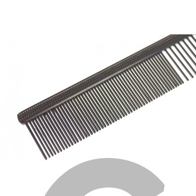 "Madan Professional Antistatic Facial Comb" 13 см - профессиональная, прочная мини-расческа с антистатическим покрытием и смешанным расстоянием между зубьями 50/50. 1